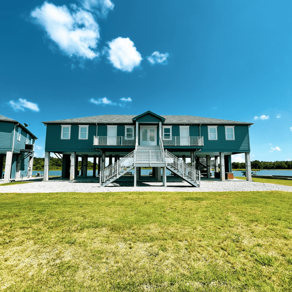 Lodging and Cabin Rental at Paloma Lake