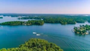 best bass fishing lakes in South Carolina