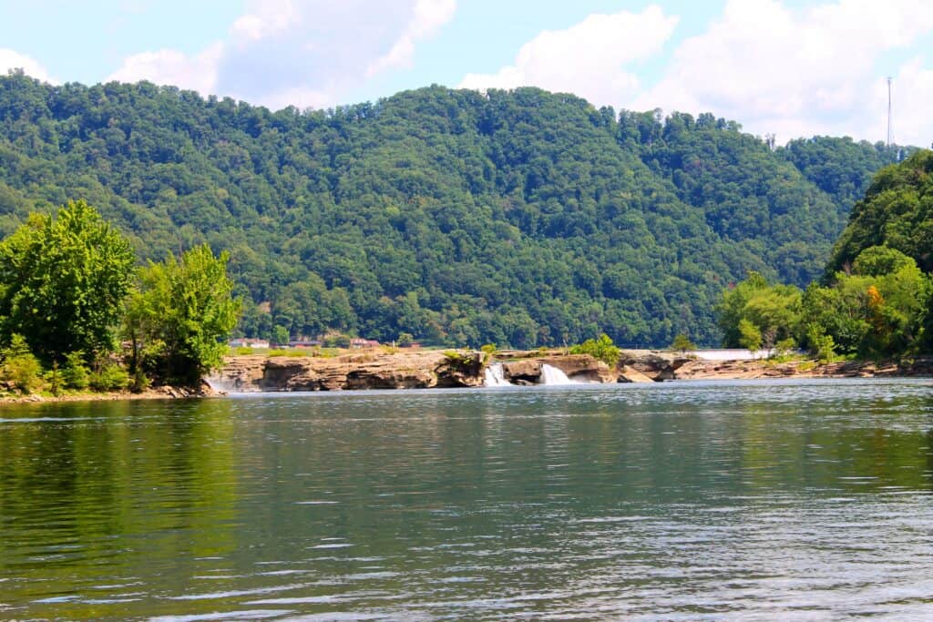best bass fishing lakes in West Virginia - Kanawha River & Cathedral Falls