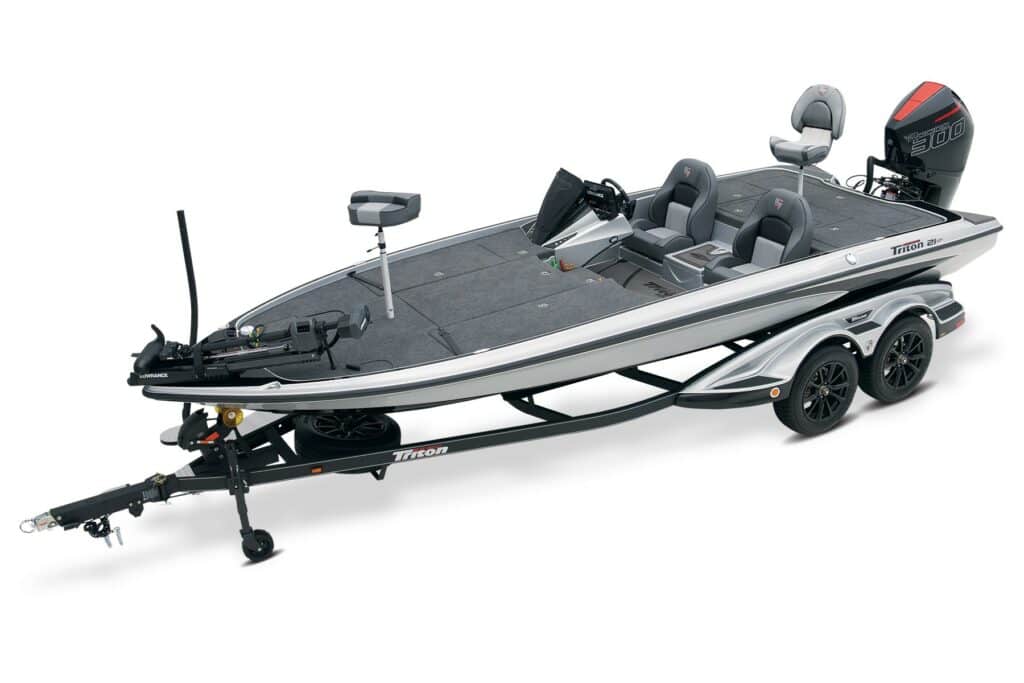 triton bass boats - 21XP Patriot